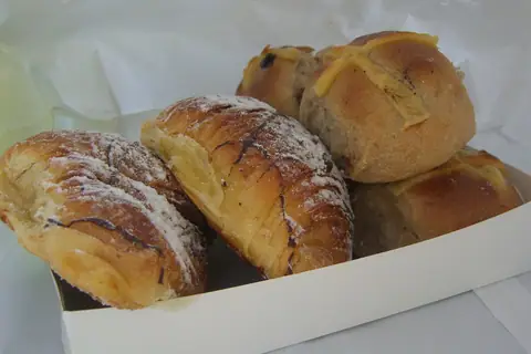 Butter and Cream Cakes photo 4